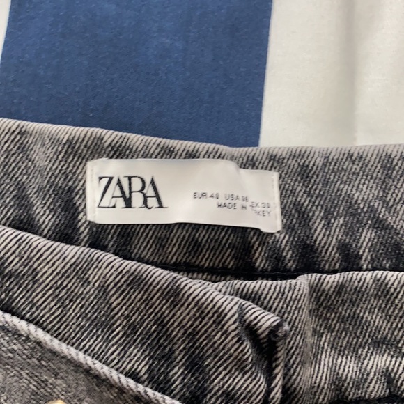 NWOT Zara High Waisted Shorts - Picture 2 of 3